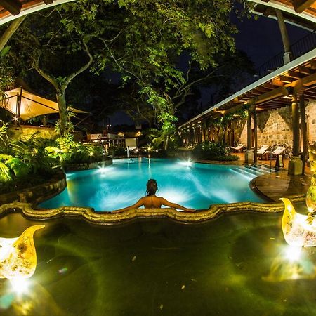 Hotel Museo Spa Casa Santo Domingo Antigua Εξωτερικό φωτογραφία The resort's swimming pool