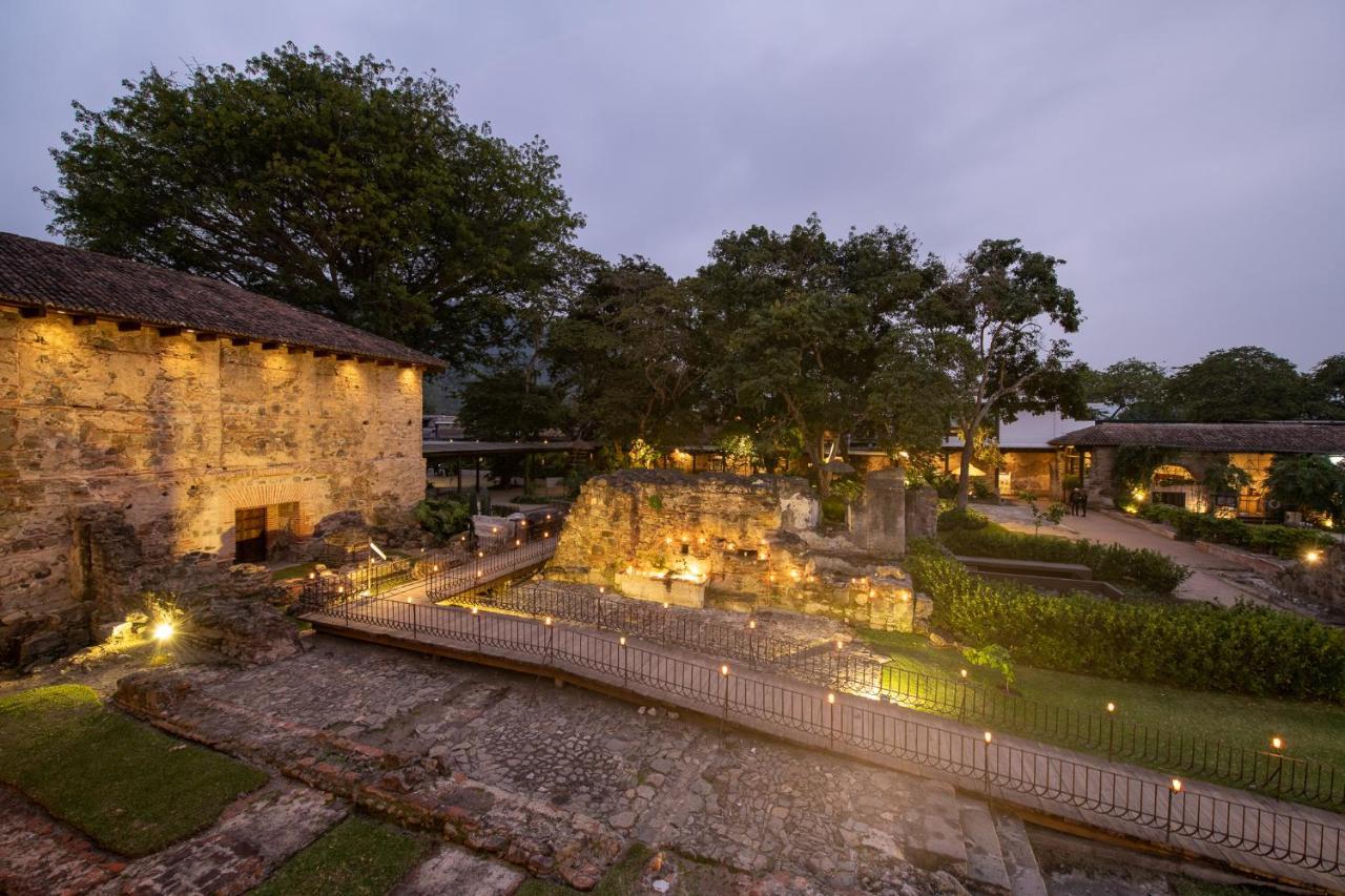 Hotel Museo Spa Casa Santo Domingo Antigua Εξωτερικό φωτογραφία The resort at night